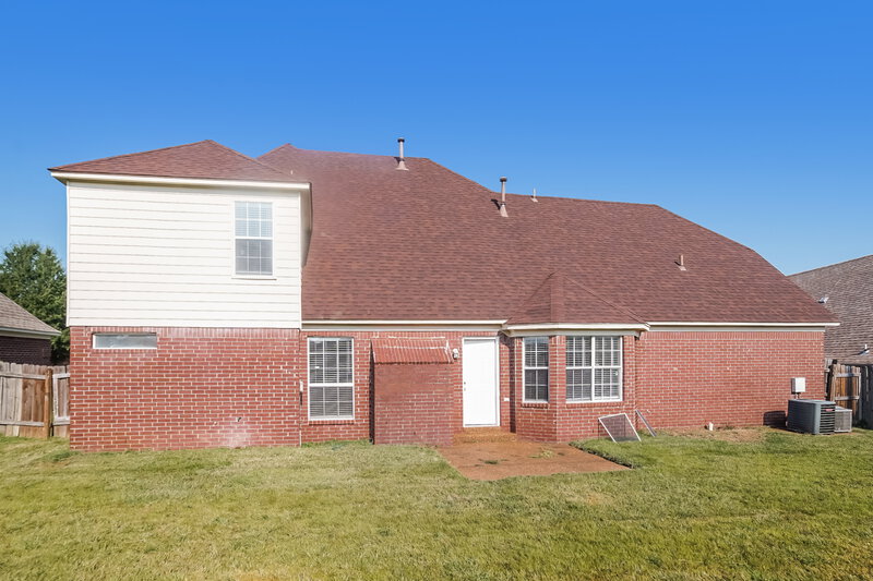 2,100/Mo, 7557 Juniper Ridge Dr Memphis, TN 38125 Rear View 2