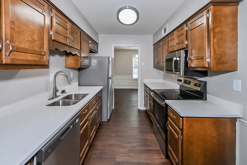 2,165/Mo, 359 Clarington Dr Southaven, MS 38671 Kitchen View 2