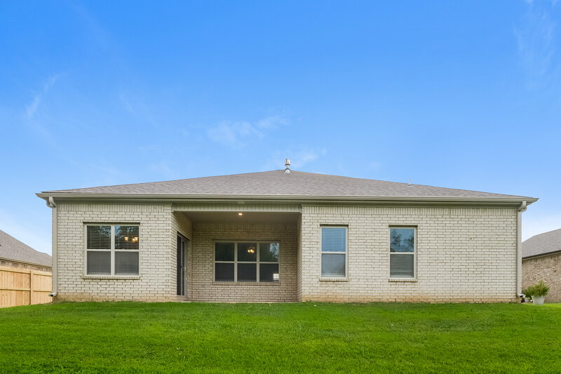 2,030/Mo, 445 Beau Tisdale Dr Oakland, TN 38060 Rear View