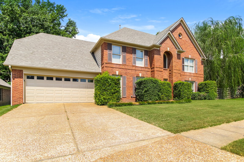 2,275/Mo, 9354 Sarsen Dr Cordova, TN 38016 Front View
