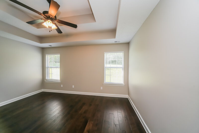 2,075/Mo, 5714 Kingsman Dr Horn Lake, MS 38637 Main Bedroom View 2