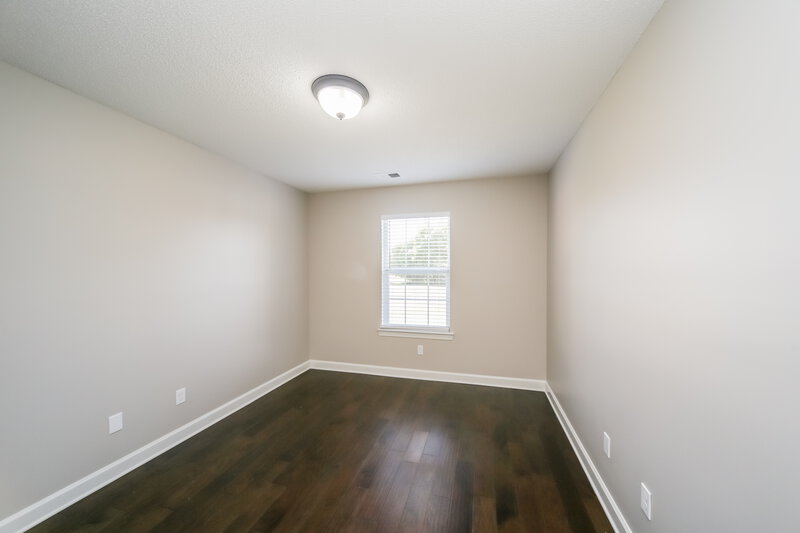 2,075/Mo, 5714 Kingsman Dr Horn Lake, MS 38637 Bedroom View 2