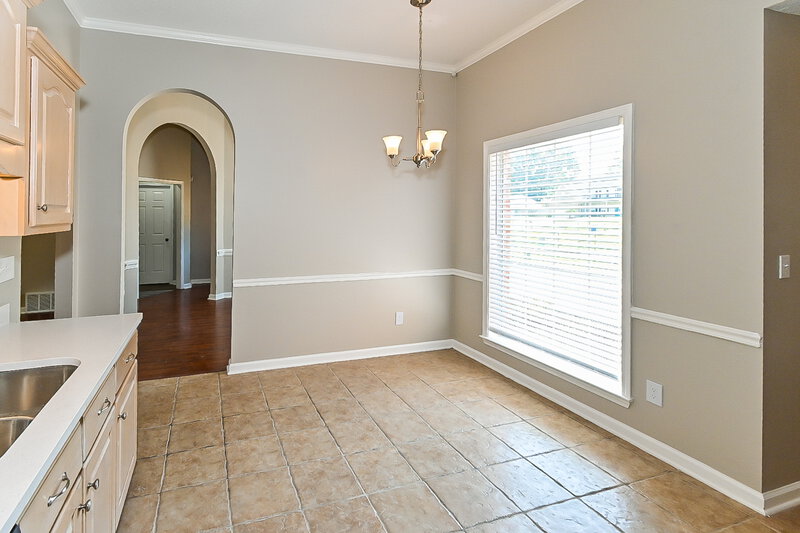 2,130/Mo, 8856 Oak Grove Blvd Olive Branch, MS 38654 Breakfast Nook View