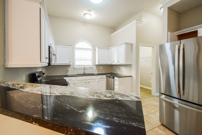 1,910/Mo, 7443 Glennmere Way Cordova, TN 38018 Kitchen View 2