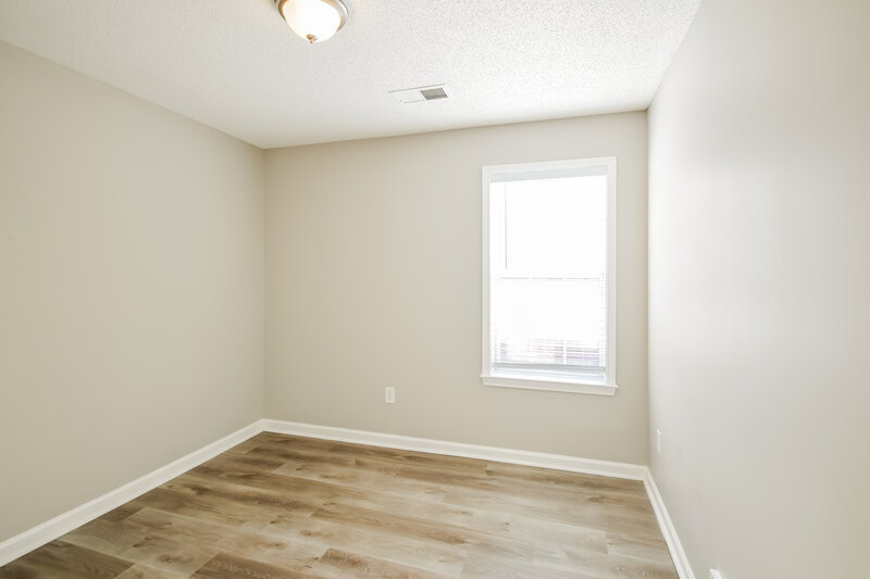 1,910/Mo, 7443 Glennmere Way Cordova, TN 38018 Bedroom View