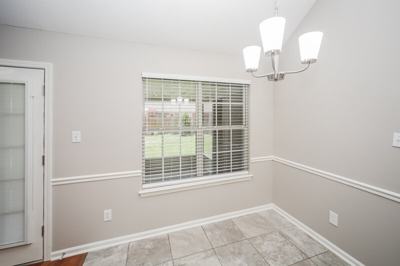 1,695/Mo, 7329 Bridle Ln Southaven, MS 38671 Breakfast Nook View