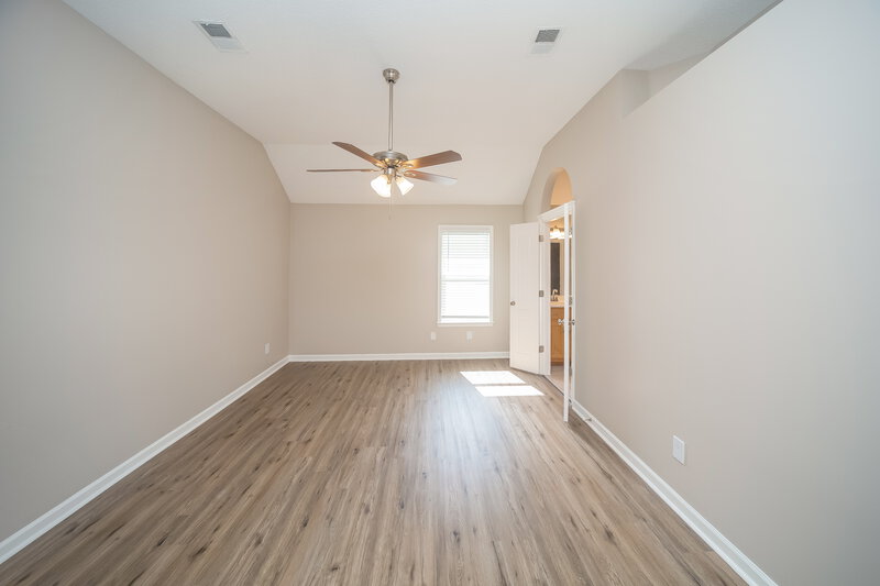 1,935/Mo, 7377 Ivy Trails Cv Olive Branch, MS 38654 Main Bedroom View