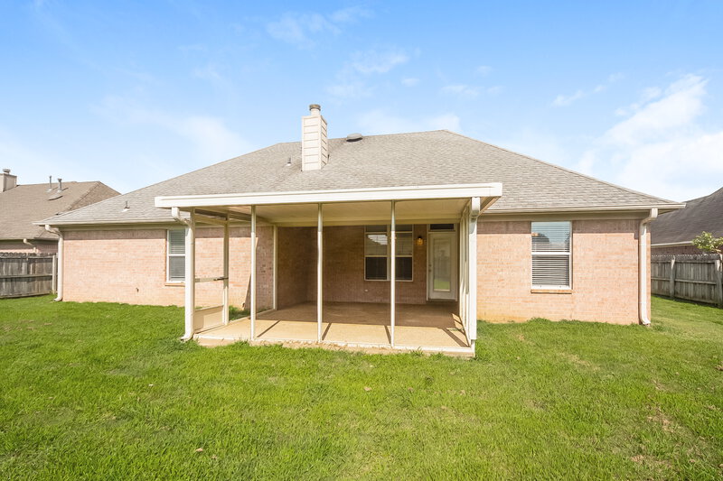 1,935/Mo, 7377 Ivy Trails Cv Olive Branch, MS 38654 Rear View