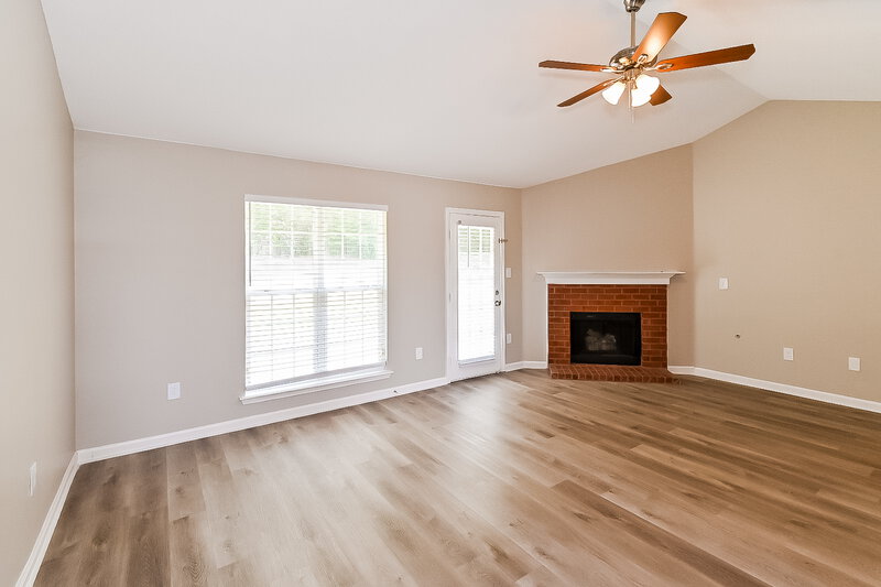 1,770/Mo, 6866 White Hawk Ln Olive Branch, MS 38654 Living Room View