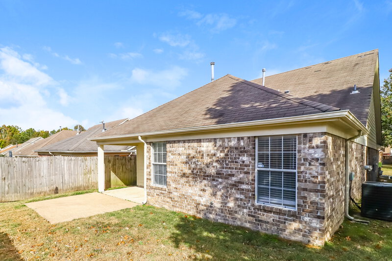 2,570/Mo, 2803 Maggie Woods Pl Arlington, TN 38002 Rear View