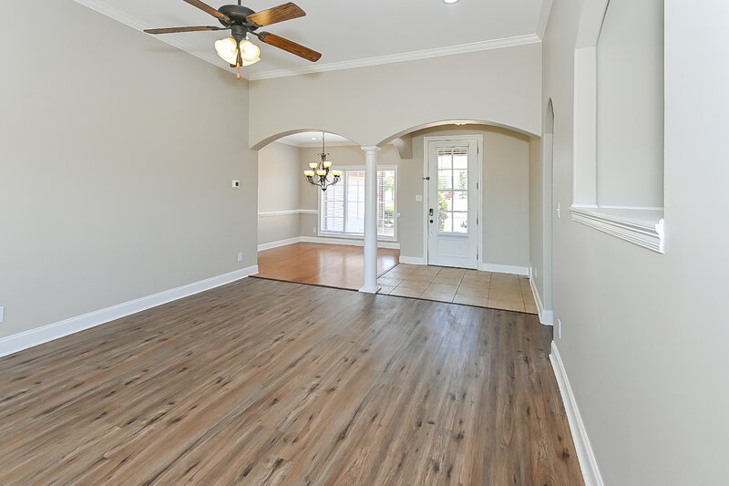 3,580/Mo, 2866 Oxford Cir Southaven, MS 38672 Living Room View 3