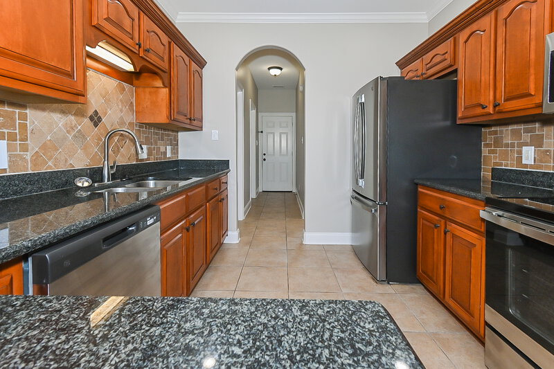 3,580/Mo, 2866 Oxford Cir Southaven, MS 38672 Kitchen View 2