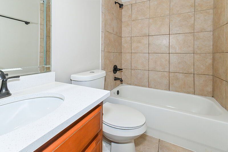 3,580/Mo, 2866 Oxford Cir Southaven, MS 38672 Bathroom View