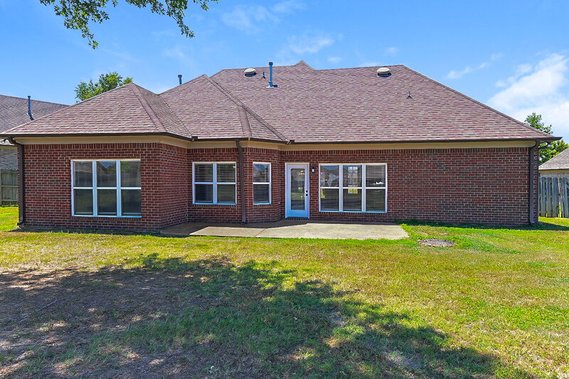 3,580/Mo, 2866 Oxford Cir Southaven, MS 38672 Rear View