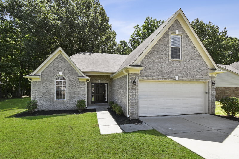 1,840/Mo, 6304 Kingsview Dr Horn Lake, MS 38637 External View