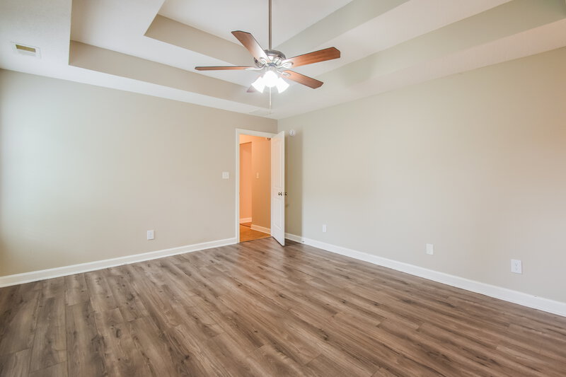 1,895/Mo, 6304 Kingsview Dr Horn Lake, MS 38637 Main Bedroom View 2