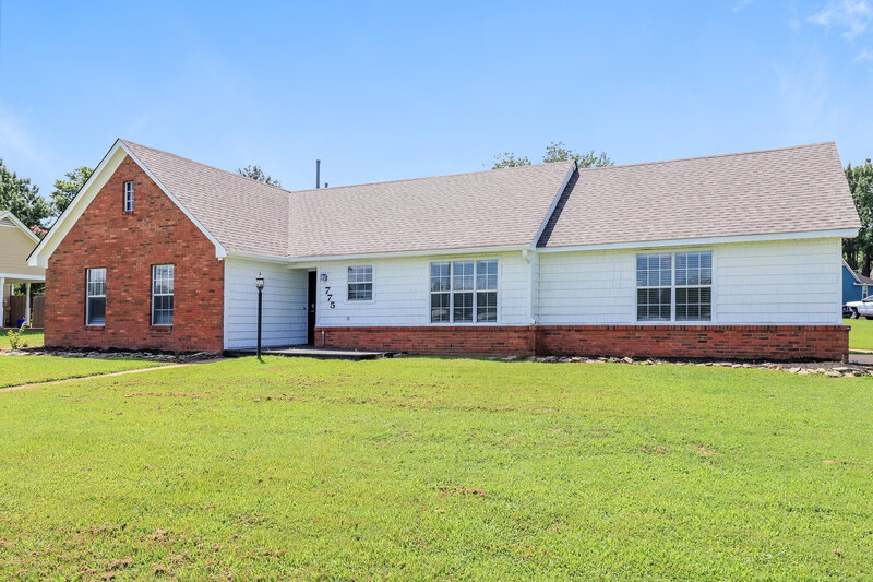 1,500/Mo, 775 Stowewood Dr Southaven, MS 38671 Front View
