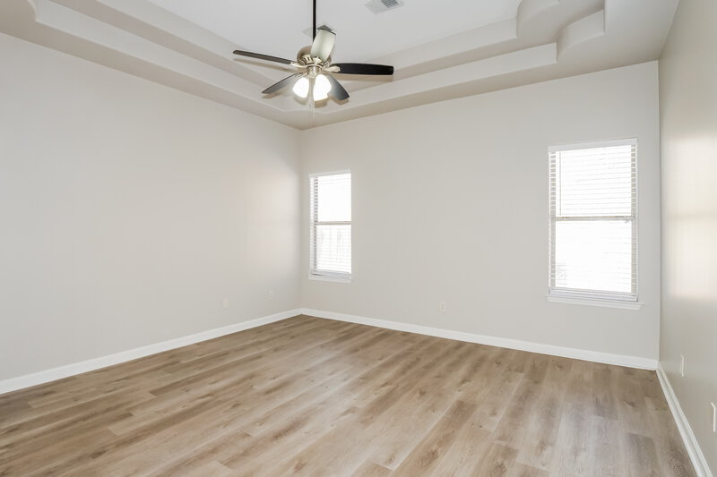 1,810/Mo, 295 Garden Springs Dr Oakland, TN 38060 Main Bedroom View