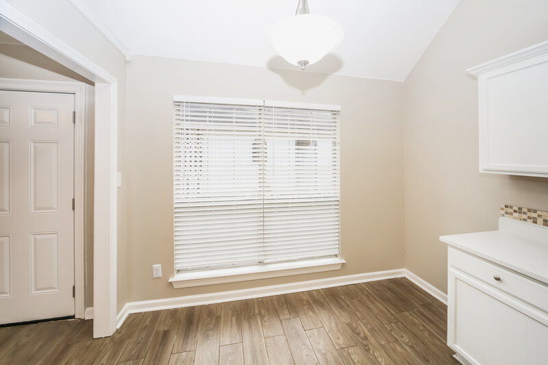 2,010/Mo, 5611 Sparrow Run Olive Branch, MS 38654 Breakfast Nook View