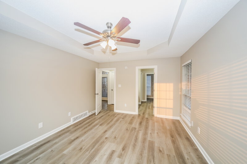 2,010/Mo, 5611 Sparrow Run Olive Branch, MS 38654 Main Bedroom View 2