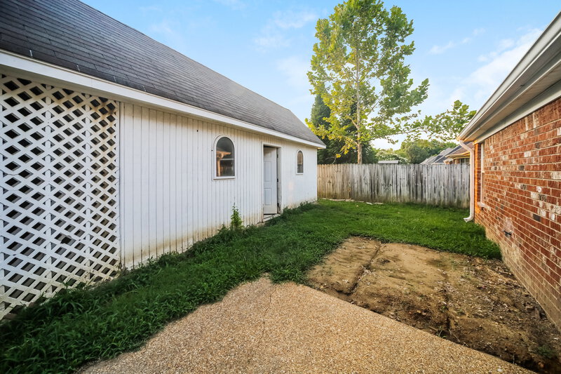 2,010/Mo, 5611 Sparrow Run Olive Branch, MS 38654 Rear View