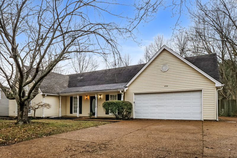 1,730/Mo, 5733 Crievewood Dr Memphis, TN 38135 Front View