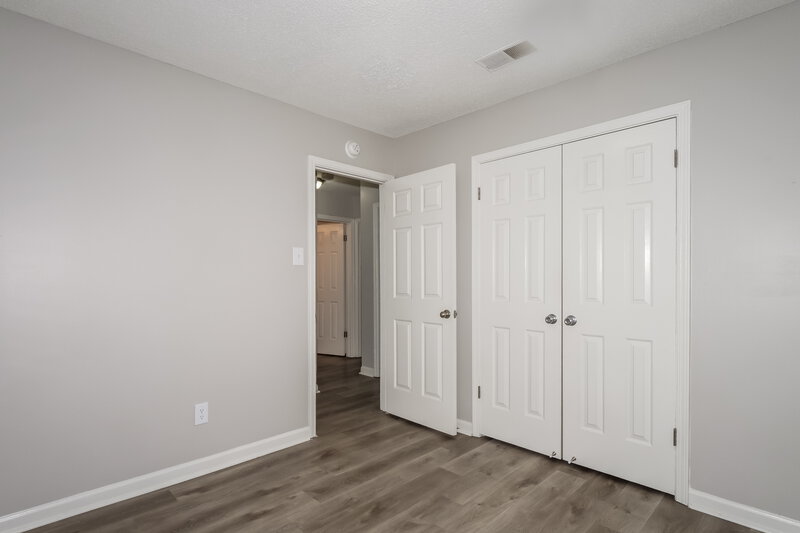 1,730/Mo, 5733 Crievewood Dr Memphis, TN 38135 Bedroom View