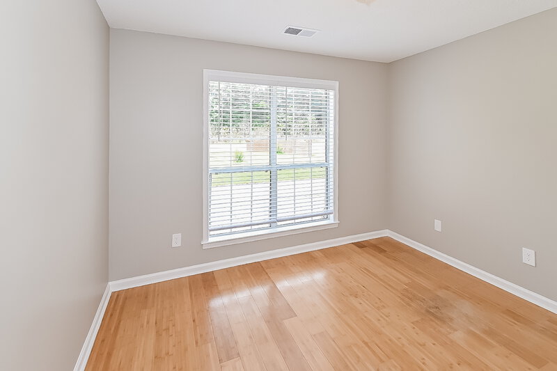 1,870/Mo, 3130 McIngvale Rd Hernando, MS 38632 Family Room View 2