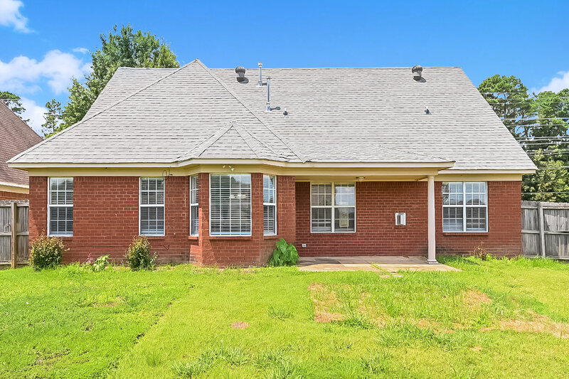 1,870/Mo, 3130 McIngvale Rd Hernando, MS 38632 Rear View