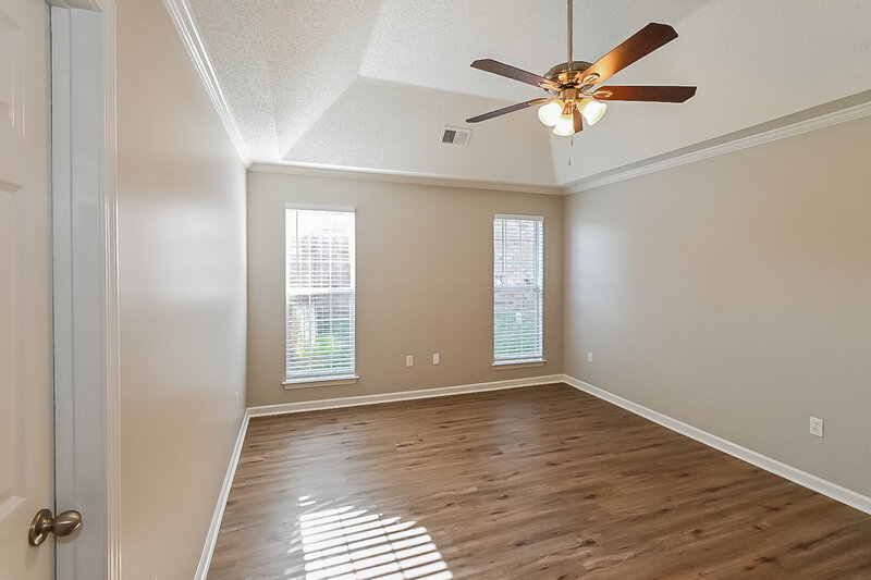 1,925/Mo, 2744 Russum Dr Southaven, MS 38672 Main Bedroom View 2