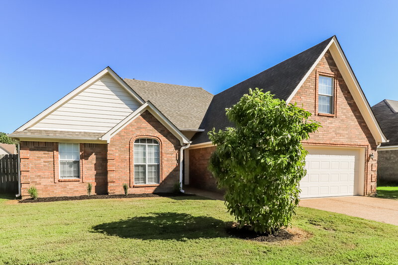 2,740/Mo, 205 Cameron Dr Oakland, TN 38060 Front View