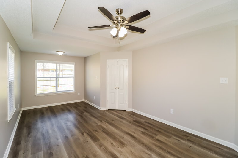 2,740/Mo, 205 Cameron Dr Oakland, TN 38060 Main Bedroom View 2