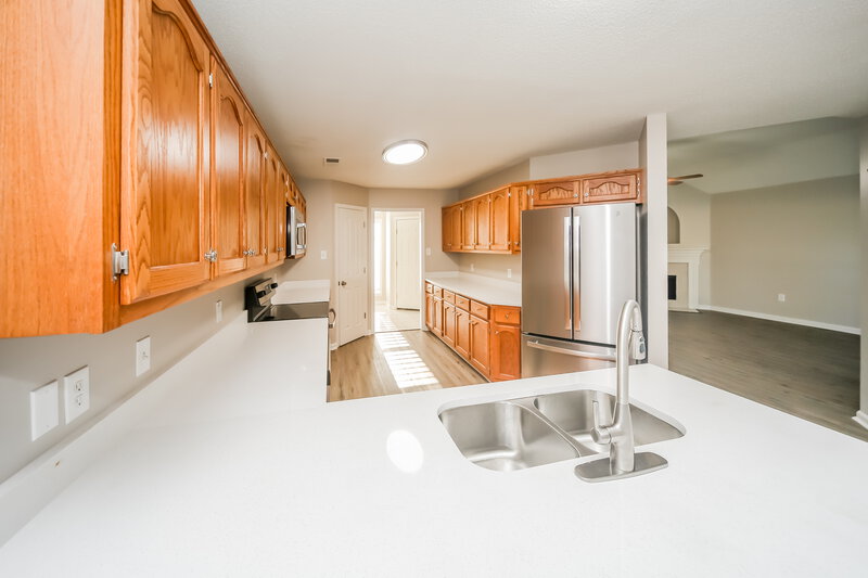 1,785/Mo, 6284 Braybourne Main Olive Branch, MS 38654 Kitchen View