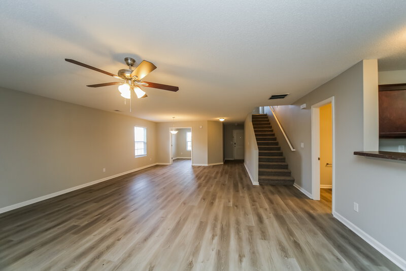 2,430/Mo, 4521 Oakden Ln Memphis, TN 38125 Living Room View