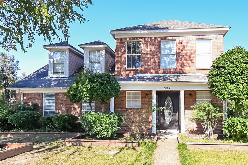 1,820/Mo, 1099 Cambrain Dr Memphis, TN 38134 External View