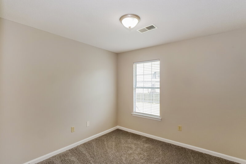 1,720/Mo, 5554 Lake Front Dr Horn Lake, MS 38637 Bedroom View