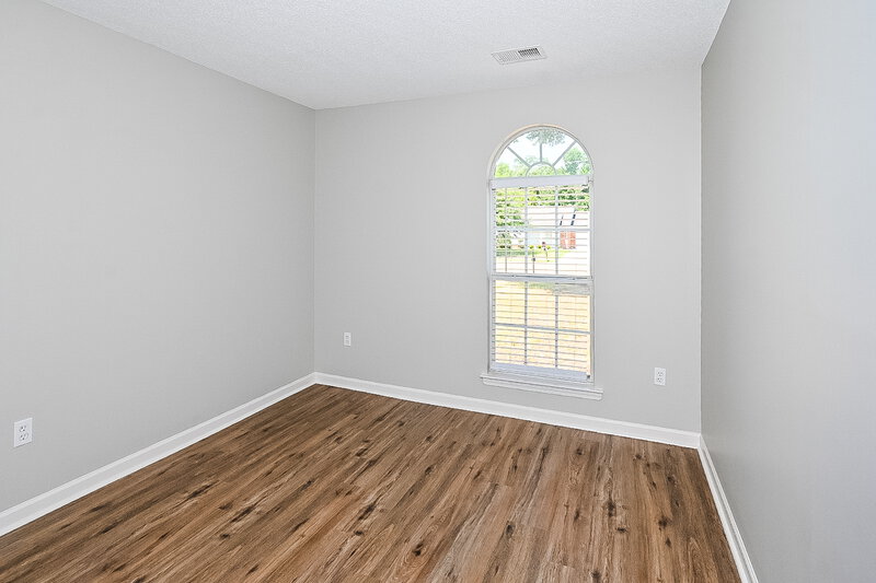 2,445/Mo, 6620 Tealwood Dr Horn Lake, MS 38637 Bedroom View 2