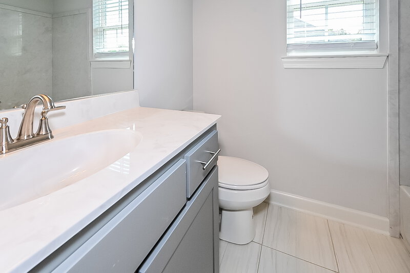 2,255/Mo, 5315 Holly Ridge Dr Horn Lake, MS 38637 Bathroom View