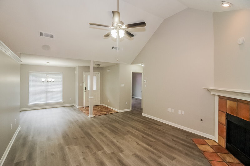 2,620/Mo, 7922 Macon Rd Cordova, TN 38018 Dining Room View 2