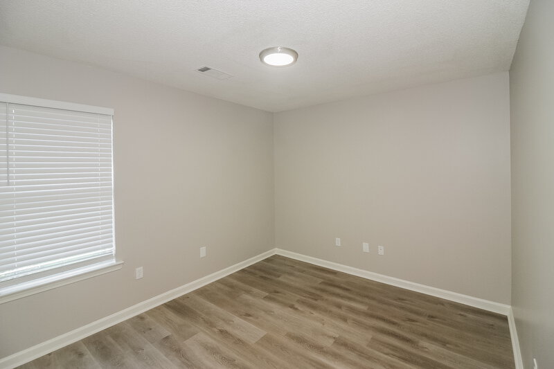 2,620/Mo, 7922 Macon Rd Cordova, TN 38018 Bedroom View 4
