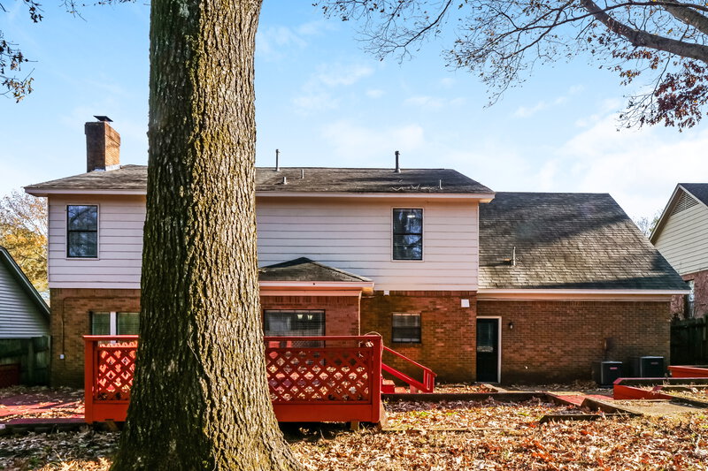 2,165/Mo, 2389 Cherry Spring Cv Cordova, TN 38016 Rear View