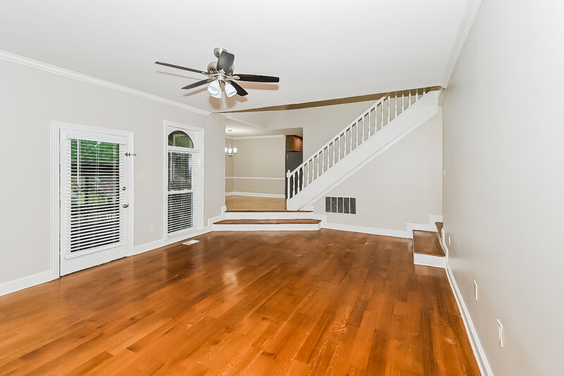 2,160/Mo, 3579 Chester Ln Memphis, TN 38119 Living Room View 2