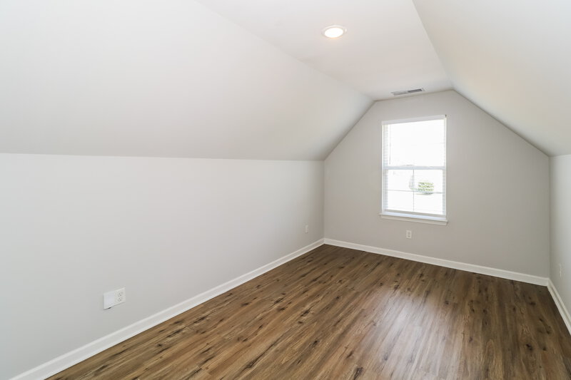2,300/Mo, 3811 Dawnwood Cir W Southaven, MS 38672 Bonus Room View