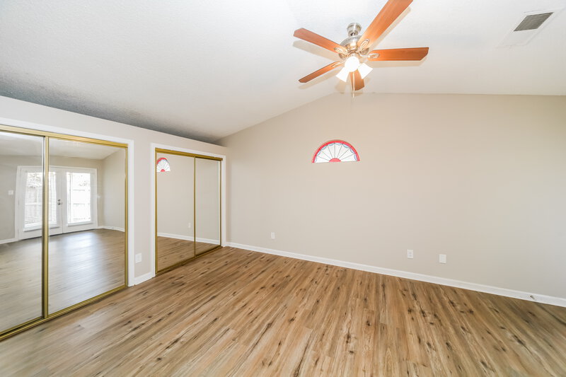 2,550/Mo, 7203 Atterbury Cir E Southaven, MS 38671 Main Bedroom View 2