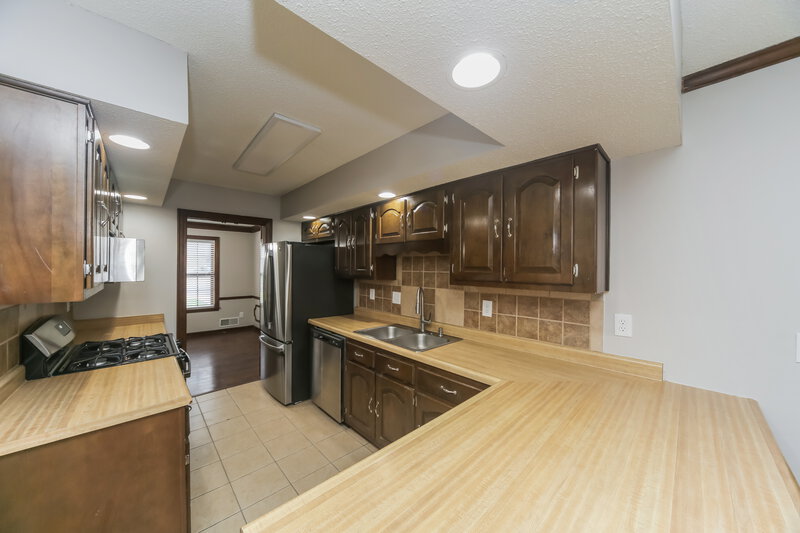 2,295/Mo, 312 Clarington Dr Southaven, MS 38671 Kitchen View