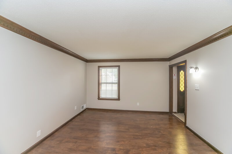2,295/Mo, 312 Clarington Dr Southaven, MS 38671 Sitting Room View