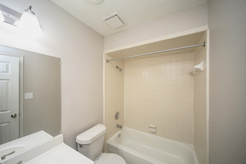 2,295/Mo, 312 Clarington Dr Southaven, MS 38671 Bathroom View