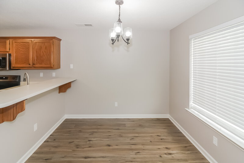 1,710/Mo, 7666 Fox Hunt Dr E Olive Branch, MS 38654 Dining Room View 2