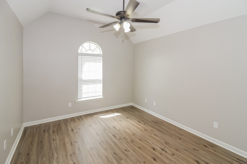 1,710/Mo, 7666 Fox Hunt Dr E Olive Branch, MS 38654 Main Bedroom View 2