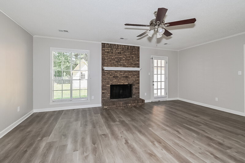 1,745/Mo, 88 Sweetbriar Ave Hernando, MS 38632 Living Room View